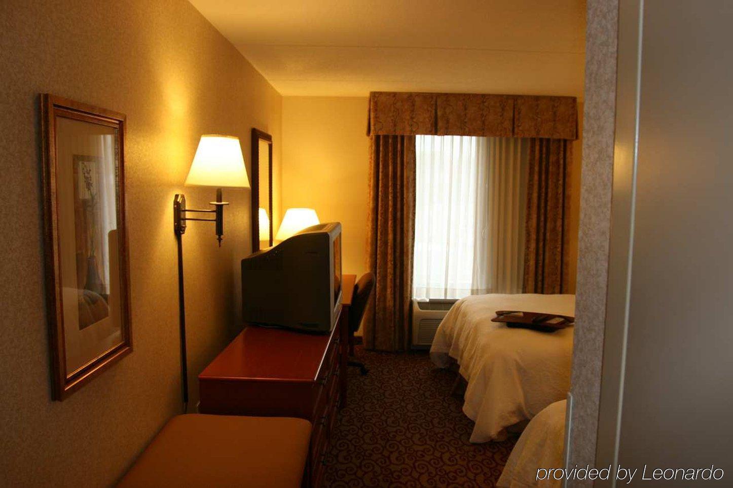 Hampton Inn Dubuque Habitación foto